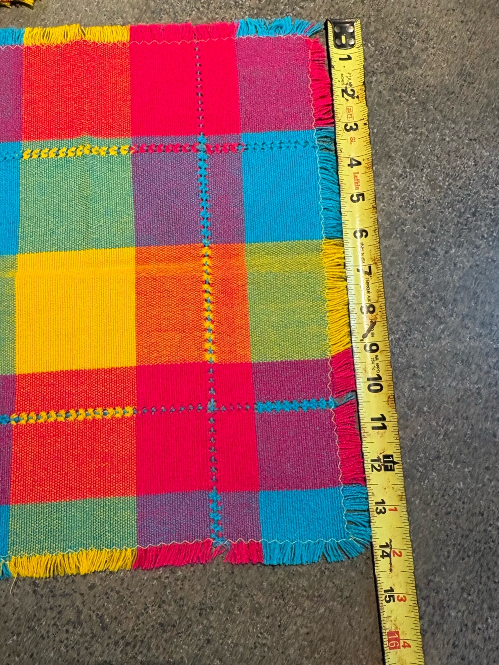 Mexican woven tablecloth and 6 napkins - Picture 6 of 9